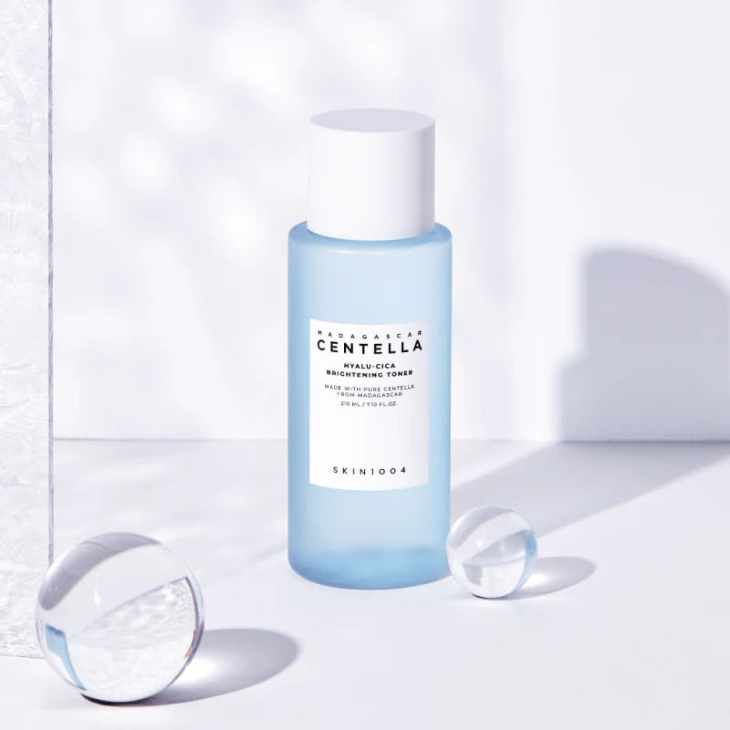SKIN1004 Madagascar Centella Hyalu Cica Brightening Toner 30 ml (Original)